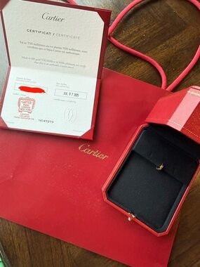 Cartier Single Love Hoop